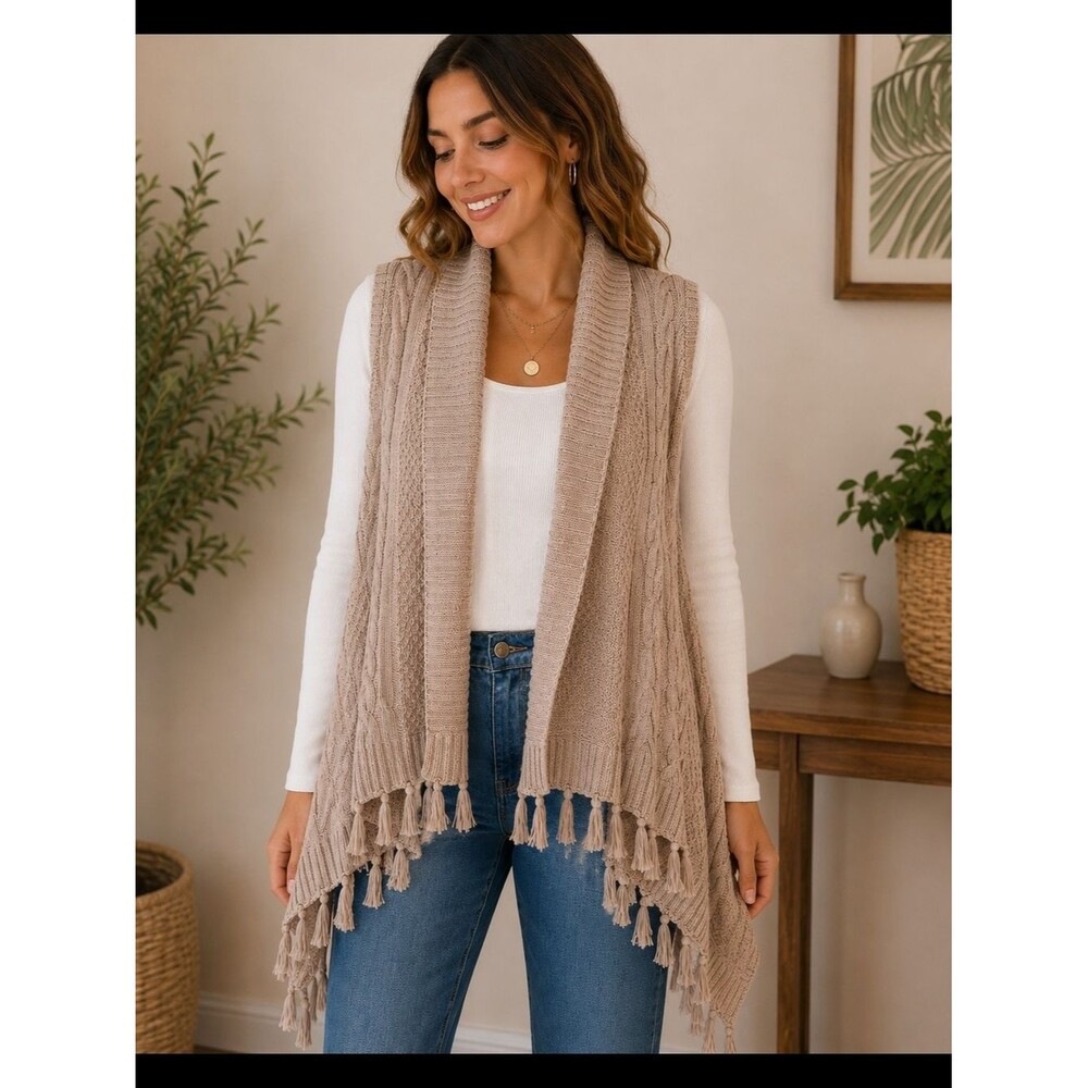 Matilda Jane Beige Cable Knit Tassel Open Front Sweater Vest Cardigan Size S